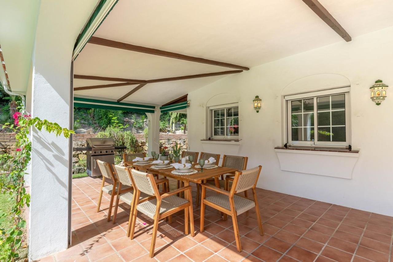 Villa Vacation I Faldo, Golf Valley, Private Pool, 24h Security, 10 Min From The Marina Marbellac
